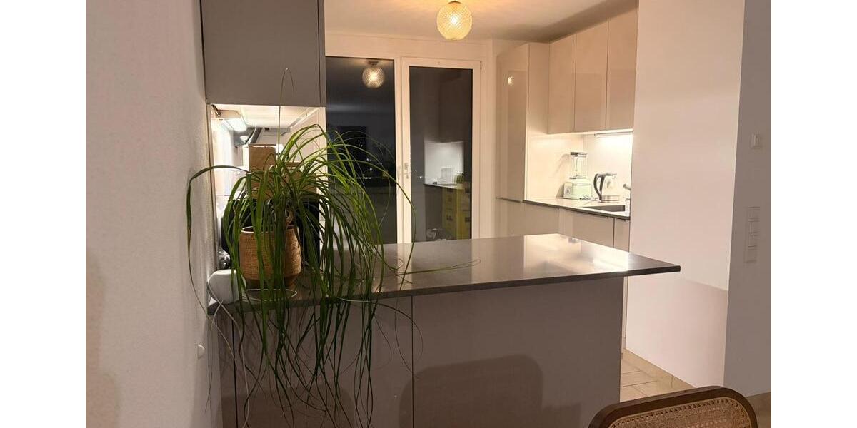 Einfamilienhaus Stuttgart Luginsland - 3 Zimmer, 82 m&sup2;, 1.435&euro; | Angebot:25811376