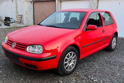 VW Golf 137.000 km 2.300 &euro; Olfen 59399