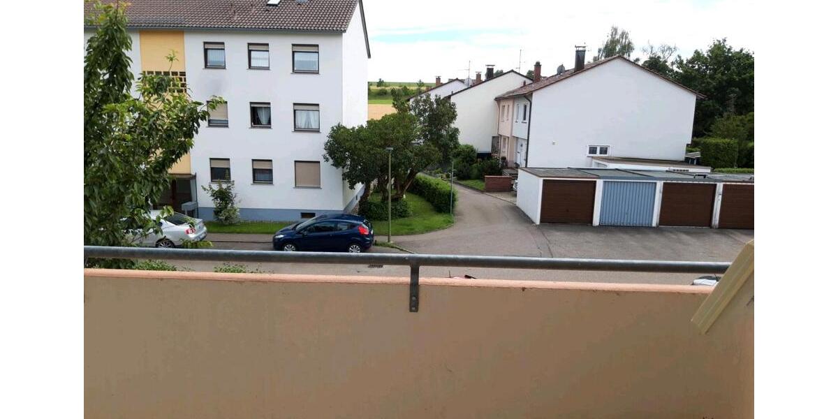 Etagenwohnung Ditzingen - 3 Zimmer, 75 m&sup2;, 1.350&euro; | Angebot:25050337