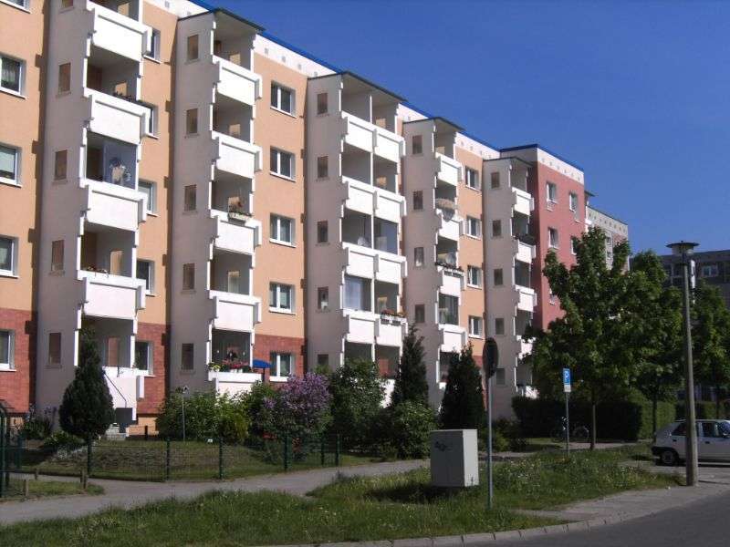 Wohnung zum Mieten in Rostock 440 € 72.27 m²