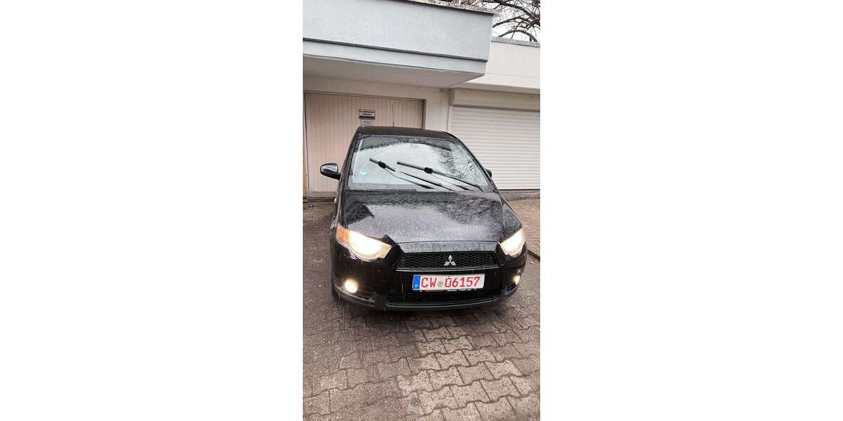 Mitsubishi Colt 199.000 km 1.499 &euro; Schömberg - Langenbrandt 75328