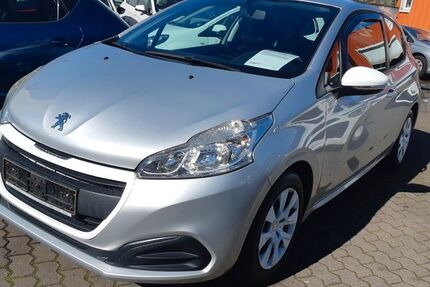 Peugeot 208 105.000 km 3.490 &euro; Saarlouis 66740