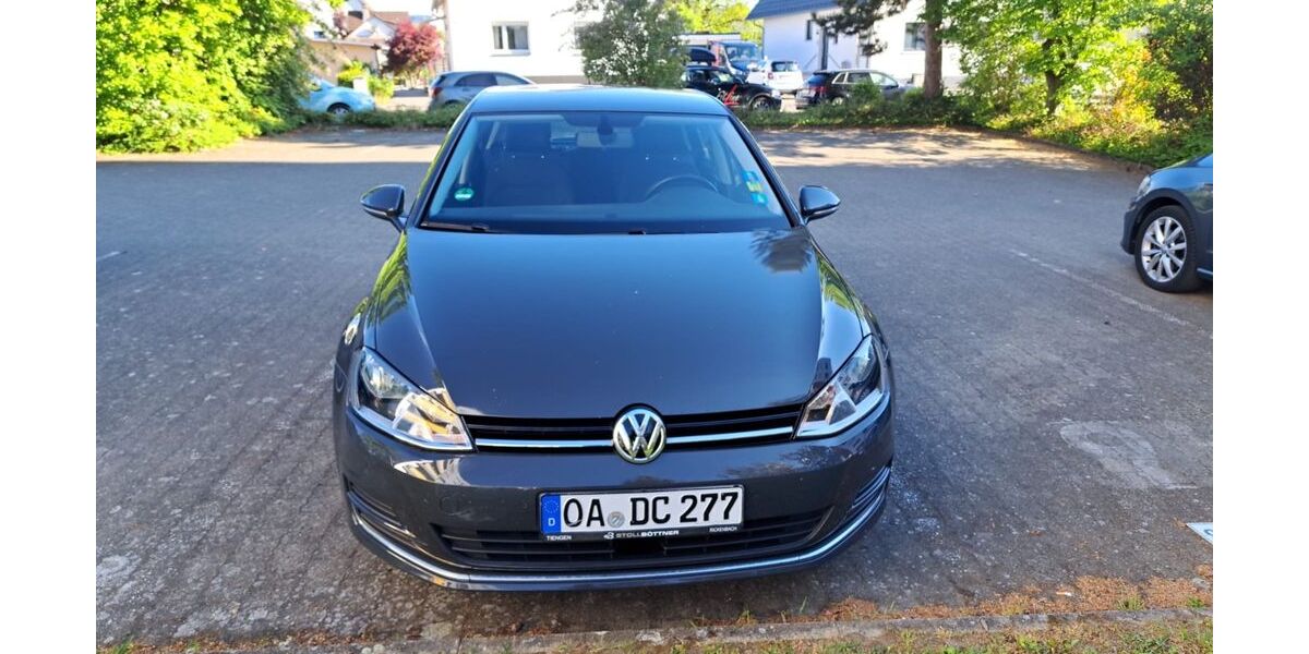 VW Golf 184.000 km 8.200 &euro; Singen 78224