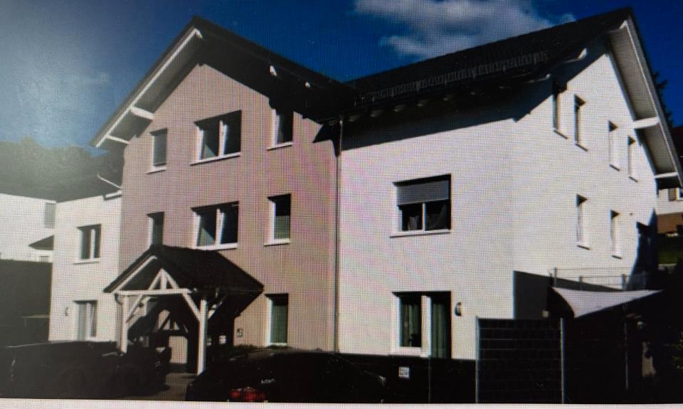 Erdgeschoßwohnung Erbach - 4 Zimmer, 105 m&sup2;, 1.100&euro; | Angebot:25975107