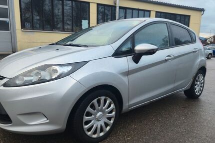 Ford Fiesta 282.300 km 1.799 &euro; Raubling 83064