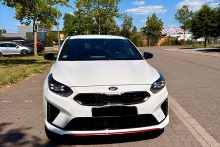 Kia pro ceed / ProCeed 91.000 km 22.999 &euro; Schifferstadt 67105