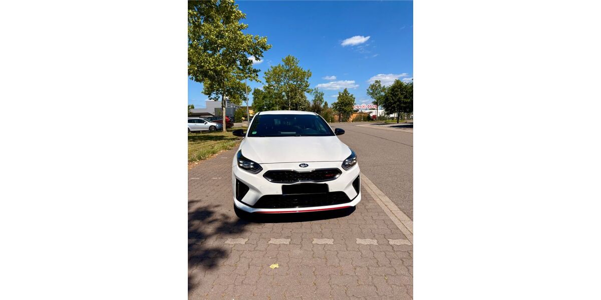 Kia pro ceed / ProCeed 91.000 km 22.999 &euro; Schifferstadt 67105