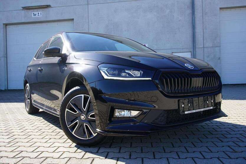 Skoda Fabia 23.489 km 19.850 € Parkstetten 94365