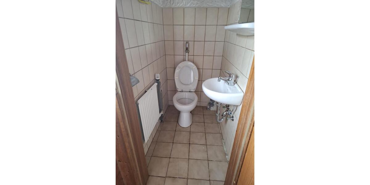 Einfamilienhaus Albstadt Gemarkung Onstmettingen - 7 Zimmer, 140 m&sup2;, 920&euro; | Angebot:26611076