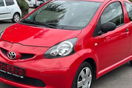 Toyota Aygo (X) 137.000 km 1.990 &euro; Möglingen 71696