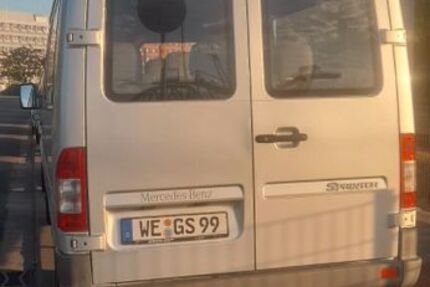 Mercedes-Benz Sprinter 164.589 km 7.600 &euro; Rüsselsheim 65428
