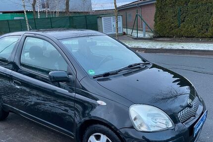 Toyota Yaris 150.000 km 2.450 &euro; Georgsmarienhütte 49124