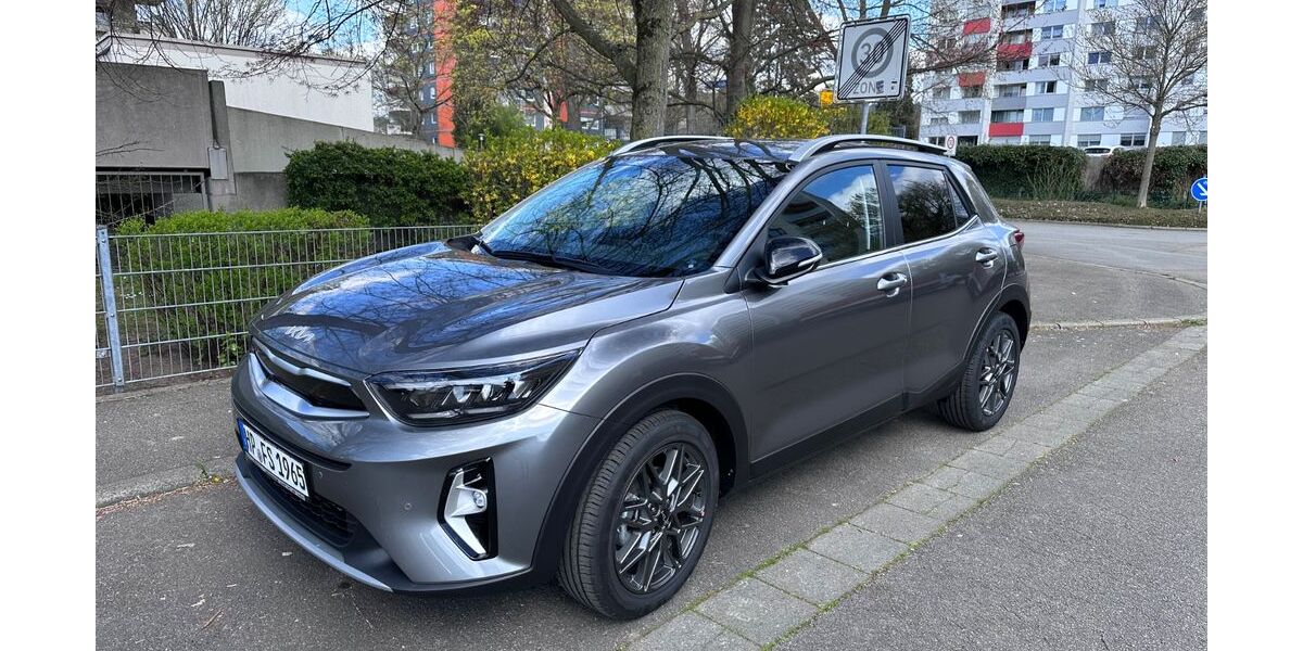 Kia Stonic 6.500 km 20.199 &euro; Heppenheim 64646