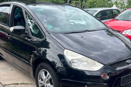 Ford S-Max 213.000 km 3.999 &euro; BERLIN 13409
