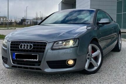Audi A5 235.000 km 8.250 &euro; Lage 32791