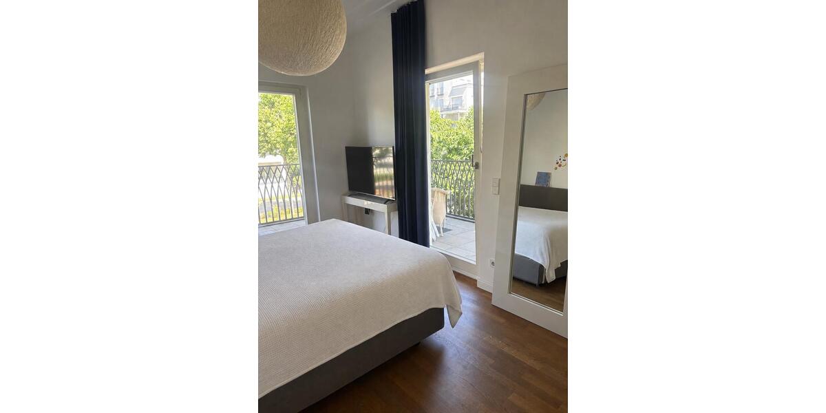 Etagenwohnung Düsseldorf Heerdt - 5 Zimmer, 198 m&sup2;, 1.450.000&euro; | Angebot:27109945