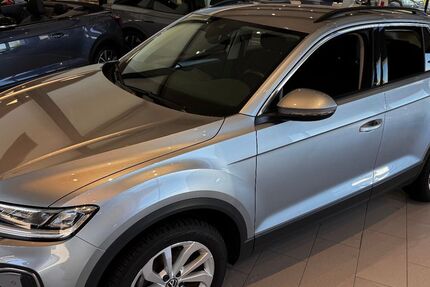 VW T-Roc 87.169 km 17.399 &euro; Bad Endorf 83093