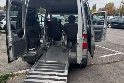 Ford Tourneo Connect 110.000 km 4.500 &euro; Reutlingen 72770
