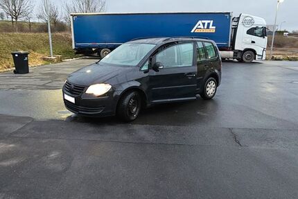 VW Touran 323.000 km 3.900 &euro; Badem 54657