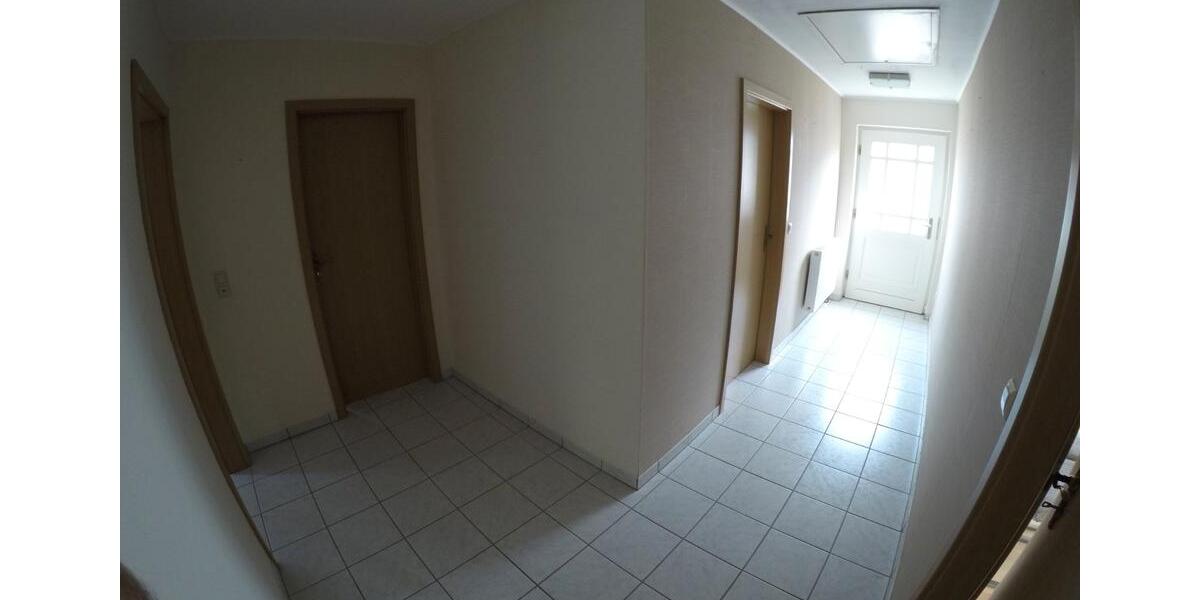 Etagenwohnung Ahnsbeck - 3 Zimmer, 100 m&sup2;, 800&euro; | Angebot:26135129