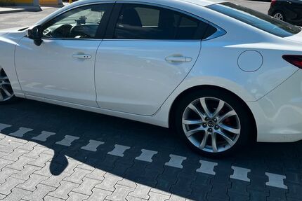 Mazda 6 180.000 km 7.900 € Siegen 57074