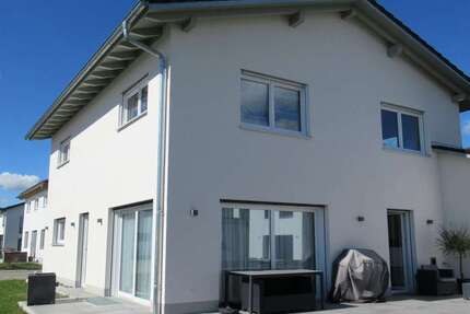 Haus zum Kaufen in Mindelheim 975.000 € 174.37 m² 5 zimmer