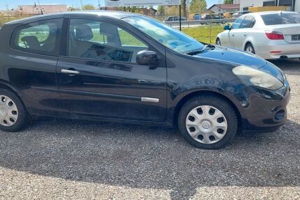Renault Clio 190.000 km 1.290 &euro; Pocking 94060
