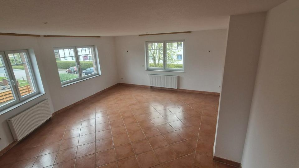 Etagenwohnung Celle Altencelle - 5 Zimmer, 146 m&sup2;, 1.200&euro; | Angebot:26411283