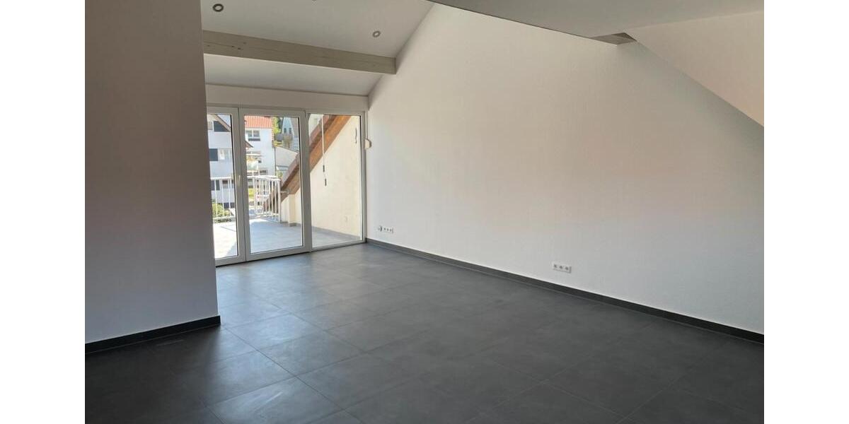 Dachgeschoßwohnung Rheinstetten - 3 Zimmer, 99 m&sup2;, 1.050&euro; | Angebot:26670366