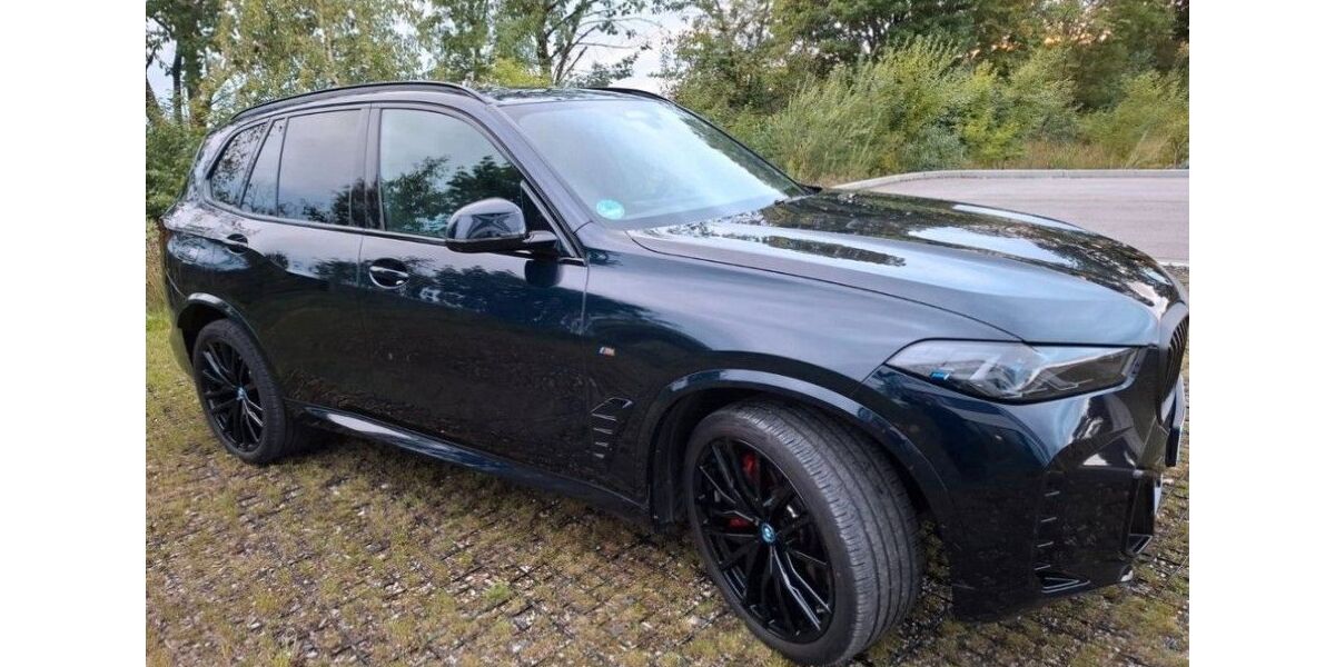 BMW X5 12.000 km 93.900 &euro; Oberschleißheim 85764