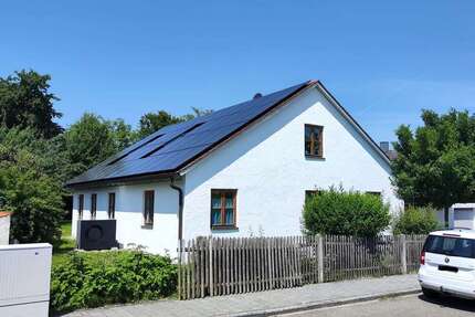 Haus zum Mieten in Ingolstadt 2.100 € 197 m² 7 zimmer