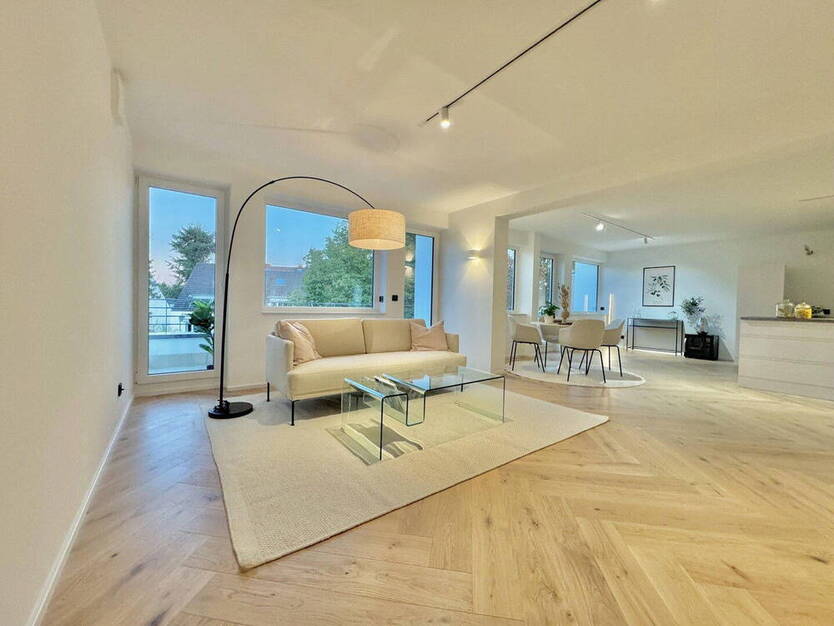 Modernes Penthouse am Stadtwald - urbanes Lebensgefühl trifft Luxus-Ausstattung
