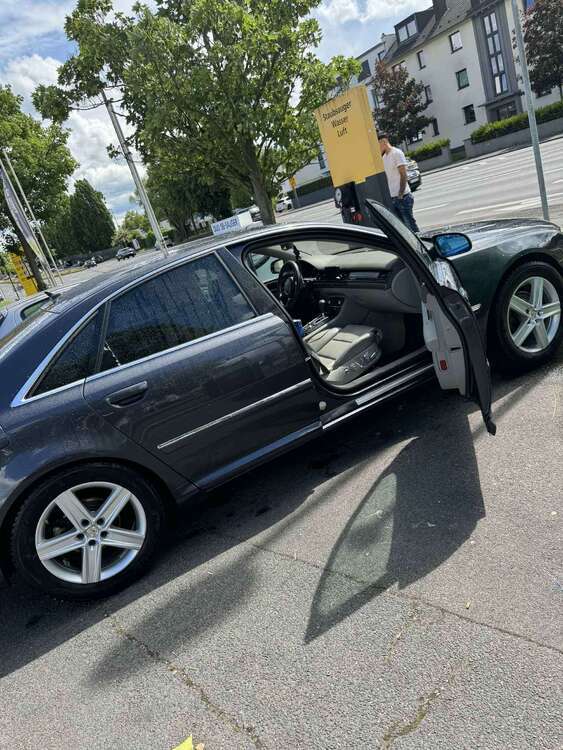 Audi A8 315.000 km 4.300 € bonn 53177