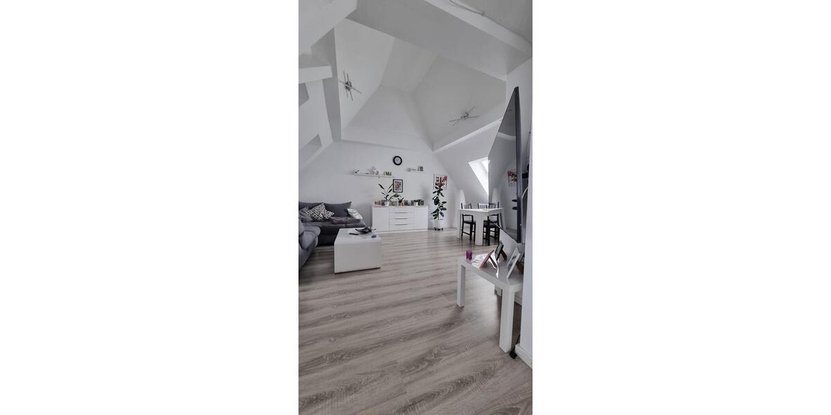 Helle Penthouse Wohnung in Singen 2 zimmer