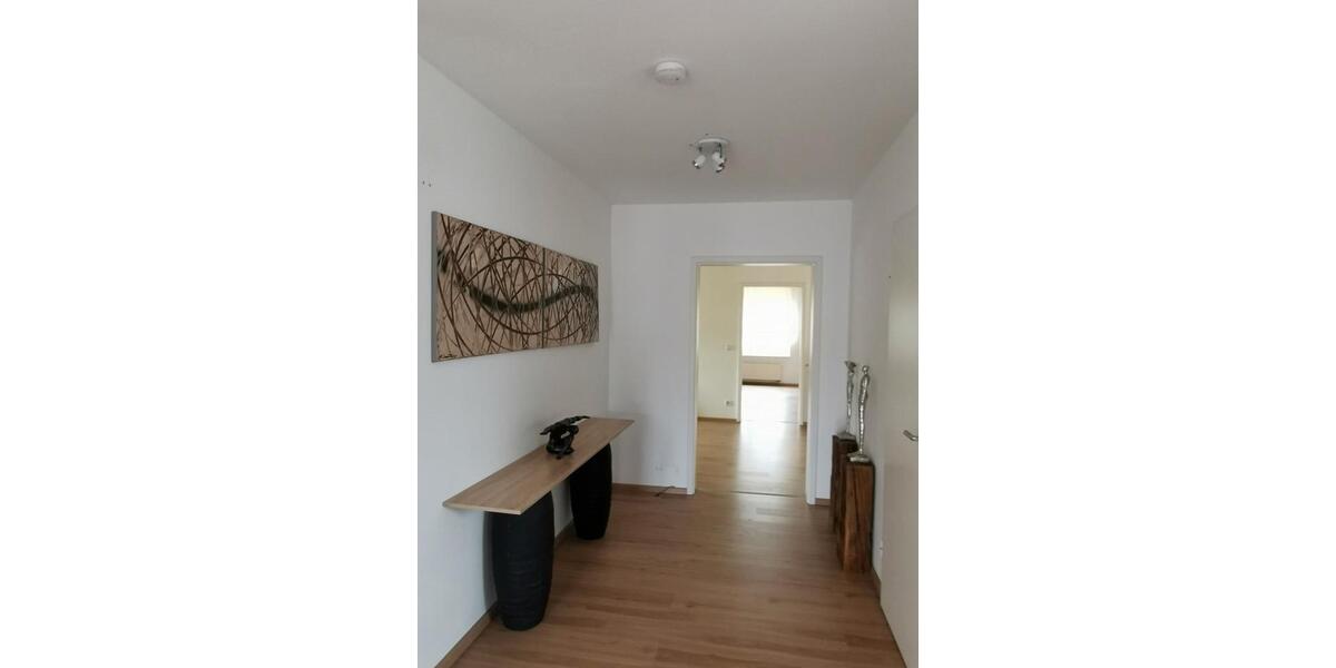 Dachgeschoßwohnung Wolfsburg - 4 Zimmer, 128 m&sup2;, 450.000&euro; | Angebot:27475059