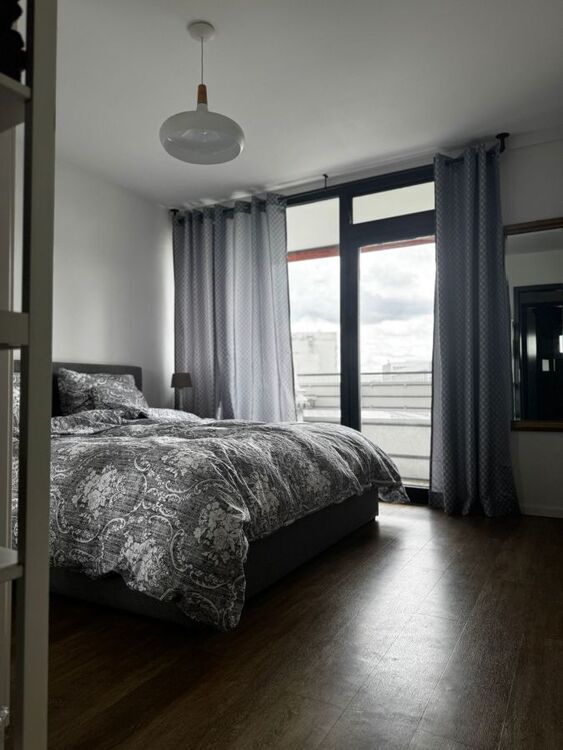 Provisionsfrei* Stilvolle 4-Zimmer Eigentumswohnung mit dem Blick über die Dächer von Düsseldorf-Golzheim