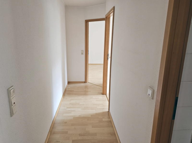 ObjNr:19300 - Wohnung in Lu-Friesenheim mit schönem Balkon OHNE RENOVIERUNGSSTAU - Etagenwohnung Ludwigshafen am Rhein Ludwigshafen-Hemshof | Angebot:22009202