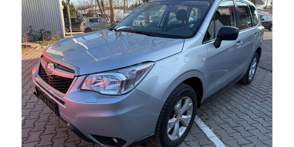 Subaru Forester 183.000 km 4.700 &euro; München Trudering-Riem 81825