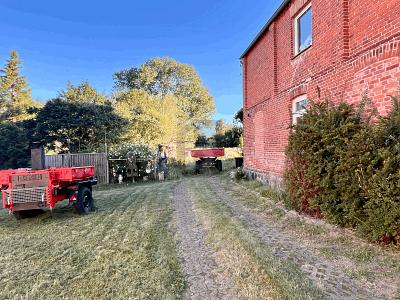 VIEL RAUM UND PRIVATSPHÄRE - CHARMANTES ZUHAUSE - Zweifamilienhaus Tarnow | Angebot:27102527