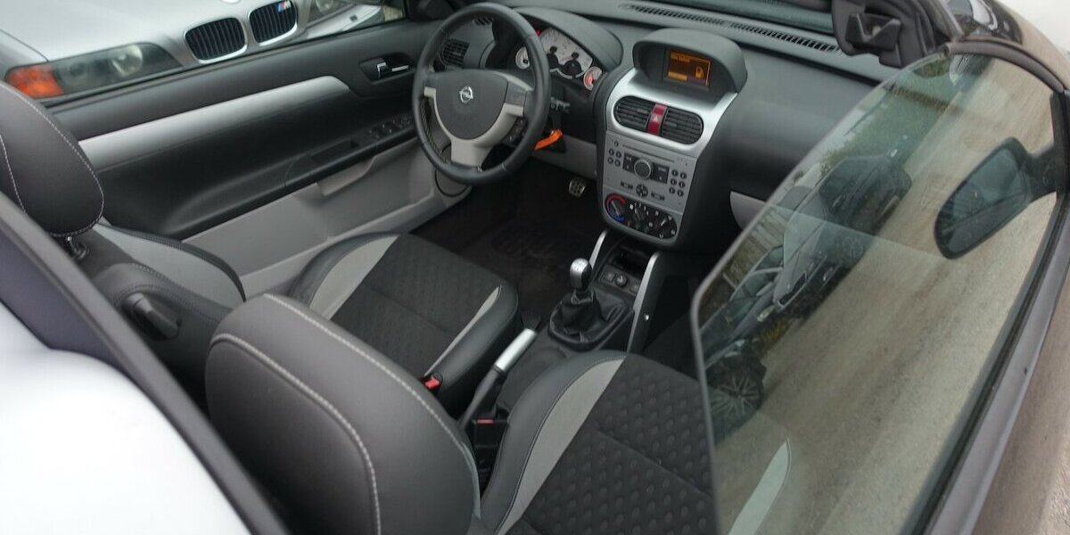 Opel Tigra Edition Klima Sitzheizung PDC § 10/26 94.000 km 5.950 &euro; Neumarkt/OPf 92318