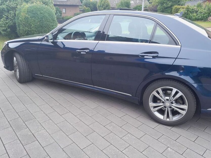 E 300