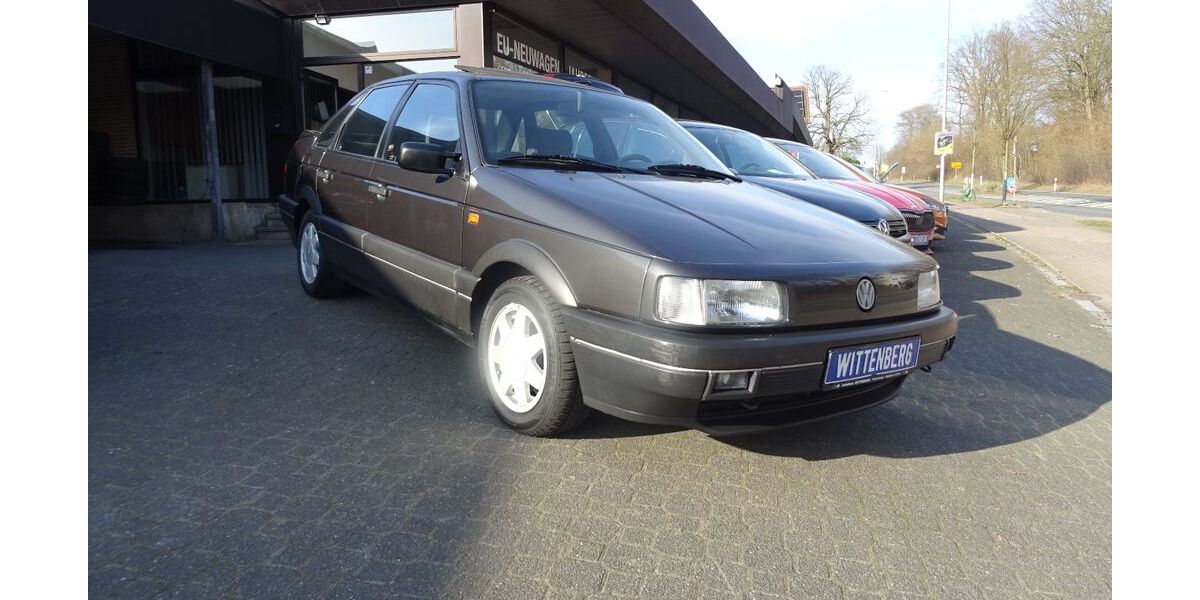 VW Passat 93.256 km 6.950 &euro; Bielefeld 33611