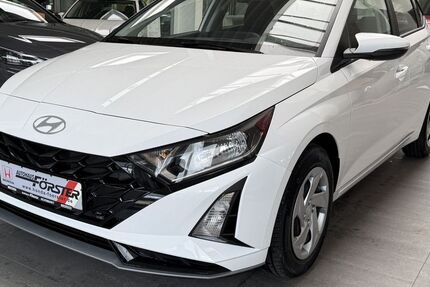 Hyundai i20 3.225 km 18.890 &euro; Neuenmarkt 95339