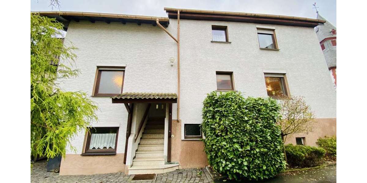 Haus zum Kaufen in Reiskirchen 130.000 € 140 m² 7 zimmer