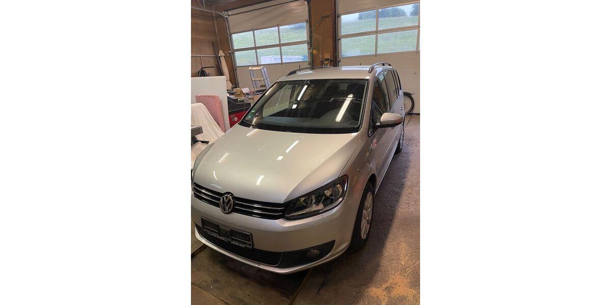 VW Touran 95.300 km 12.800 &euro; Eschenlohe 82438