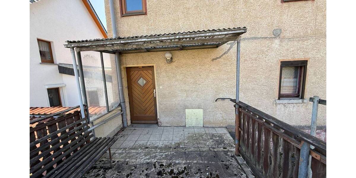Etagenwohnung Walldorf Walldorf - 7 Zimmer, 118 m&sup2;, 19.900&euro; | Angebot:26260012