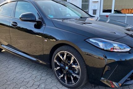 BMW 223 6.300 km 35.900 &euro; Trebbin 14959