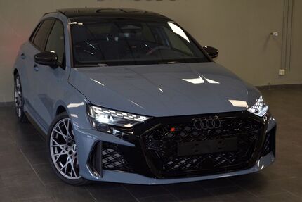 Audi RS3 1.100 km 82.705 &euro; Bad Homburg v.d.H 61352