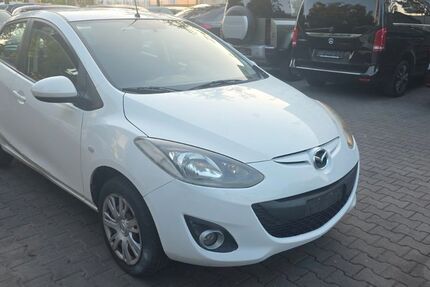 Mazda 2 74.554 km 3.499 &euro; Berlin 13581