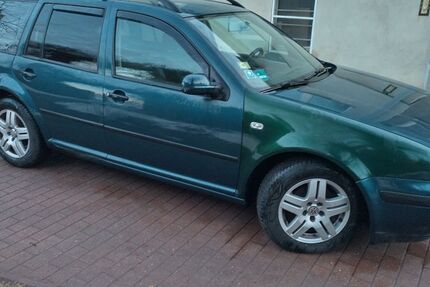 VW Golf 150.000 km 2.900 &euro; Haldensleben 39340